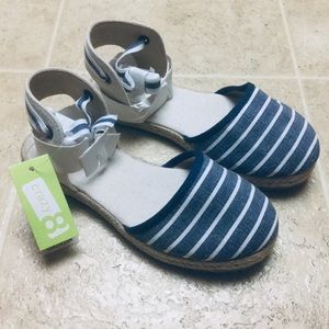⭐️ ***BRAND NEW** “Crazy 8” girls sandals ⭐️
